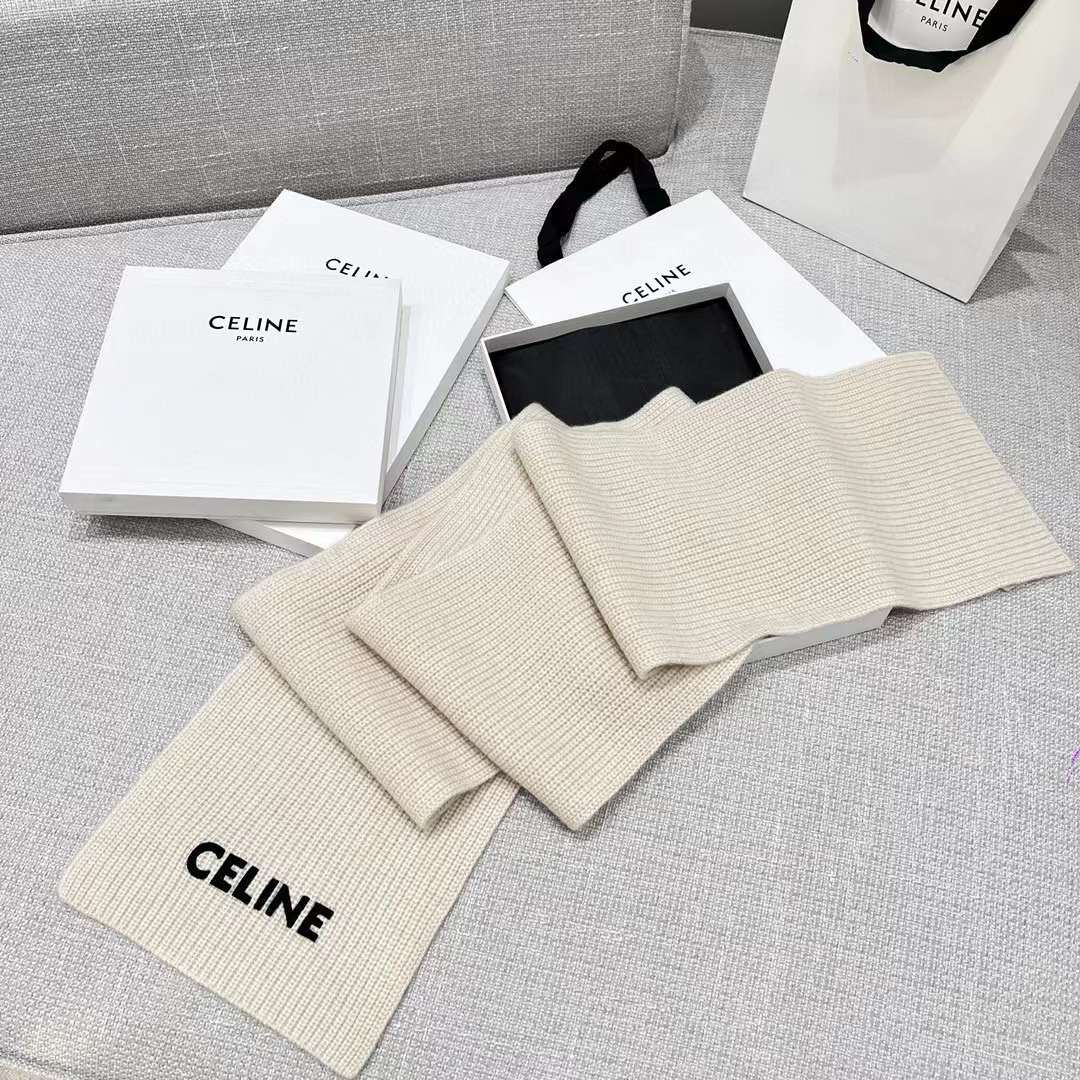 Celine Cashmere Scarf& BEANIE view 9