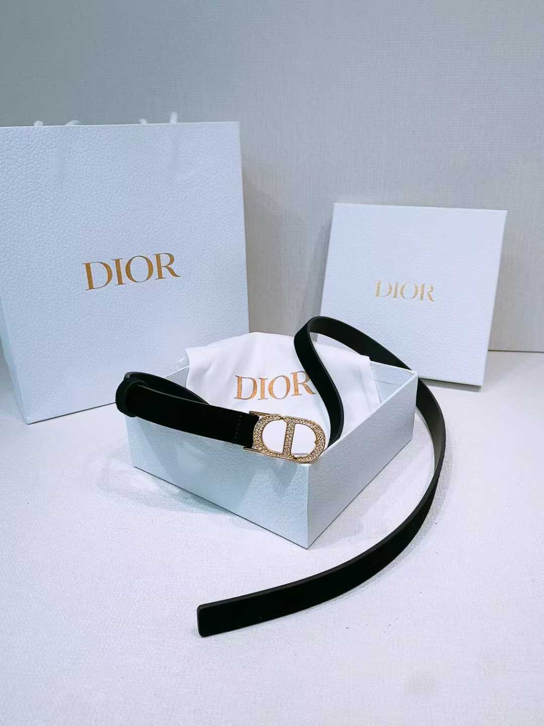 Dior Women’s belts view 3