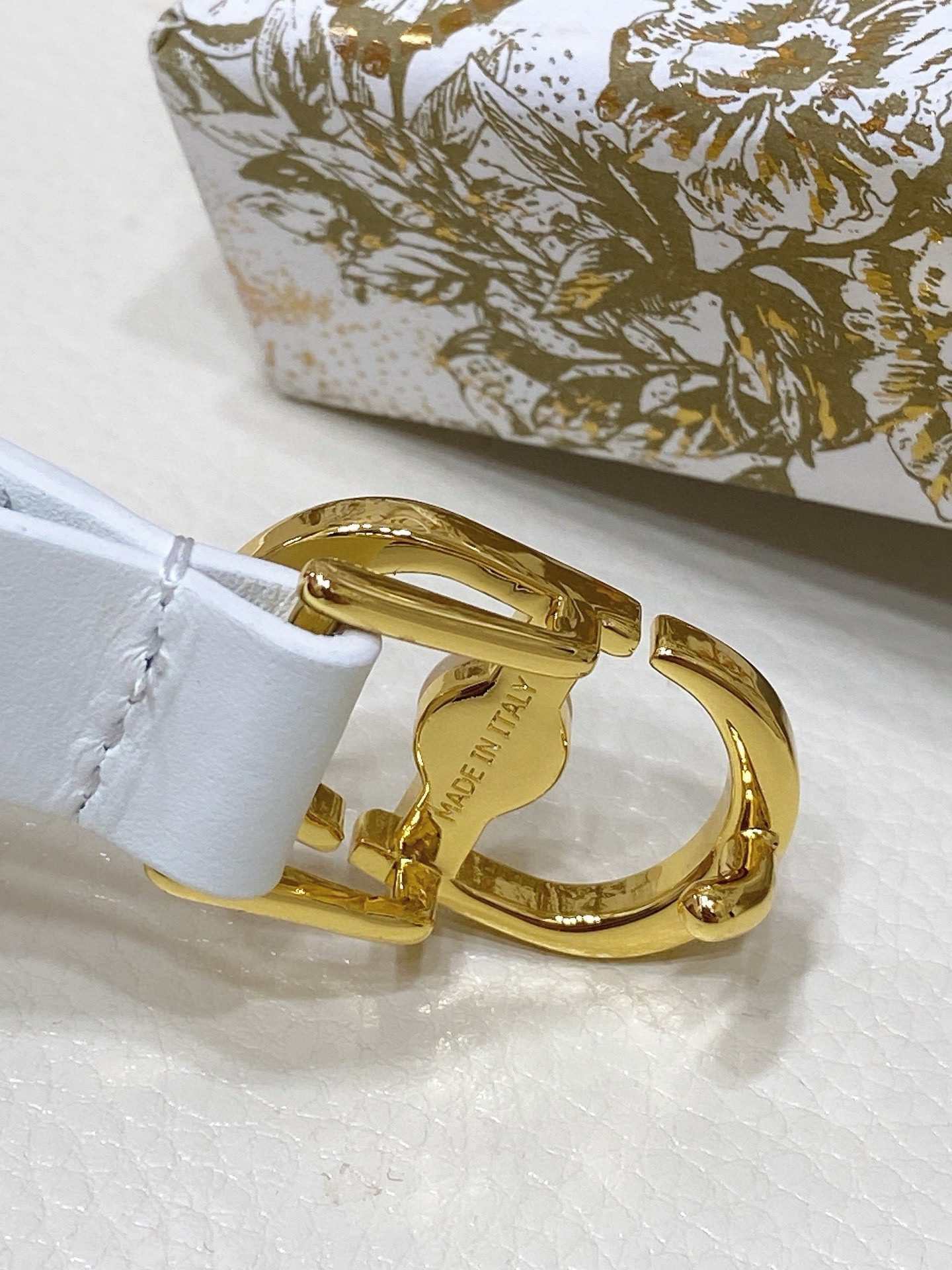 Dior Montaigne Jolie Belt view 10