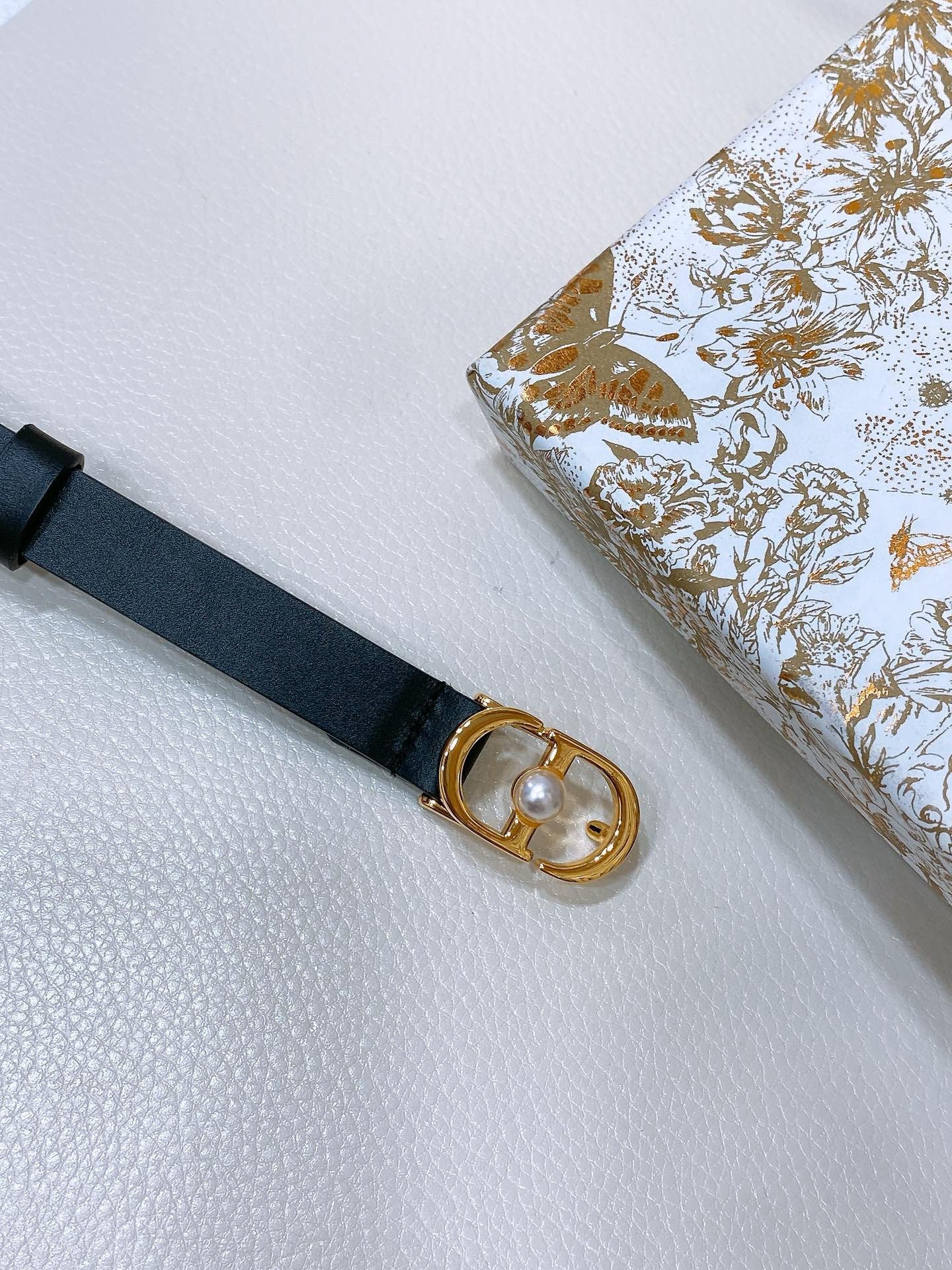 Dior Montaigne Jolie Belt view 4