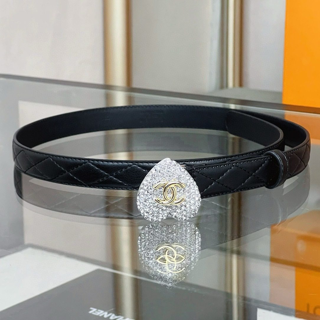 Chanel LOGO Love diamond belt 20mm view 3