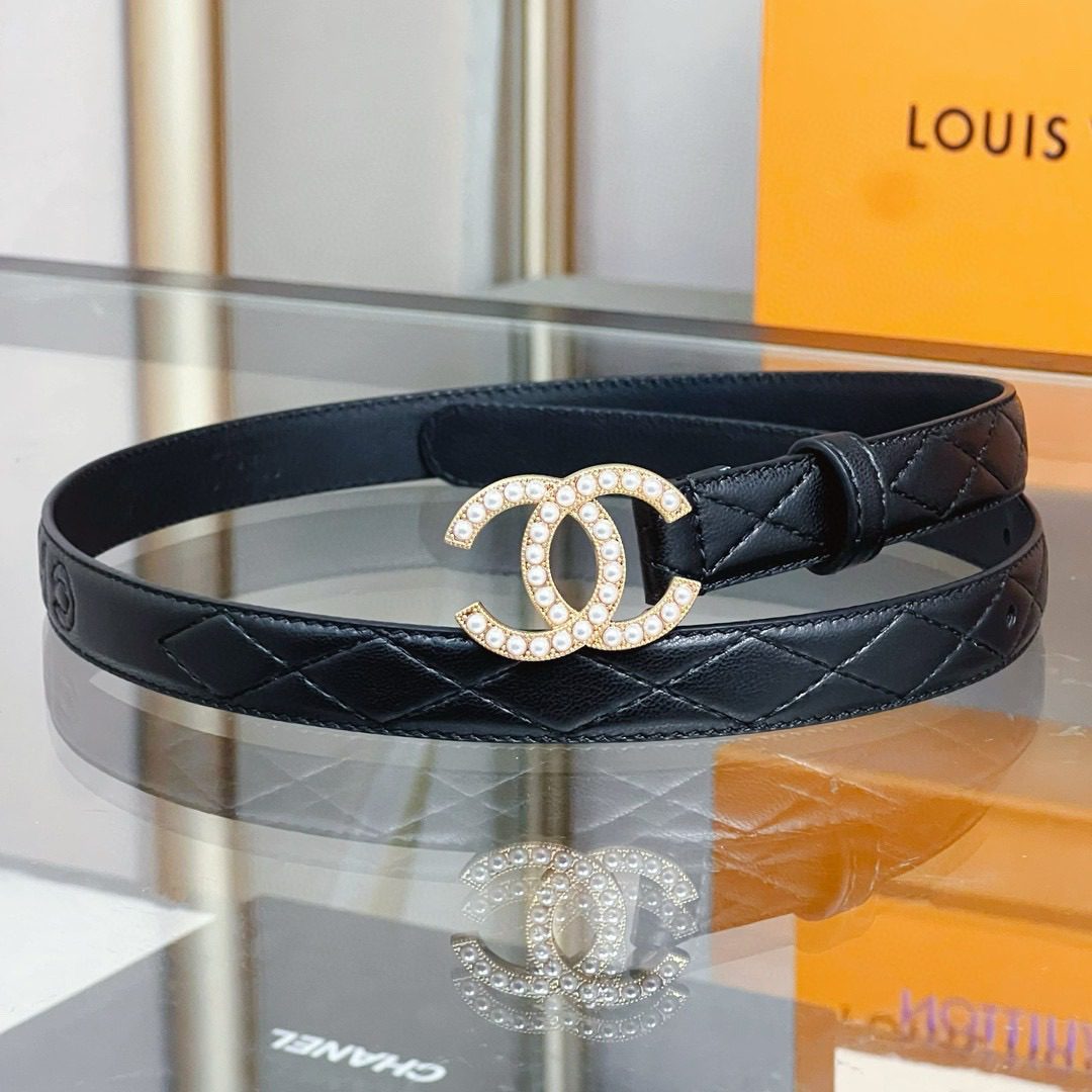 Chanel logo Pearl belt 20mm view 1