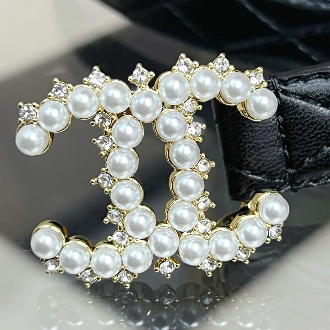Chanel pearl rhinestone logo belt 20mm view 3