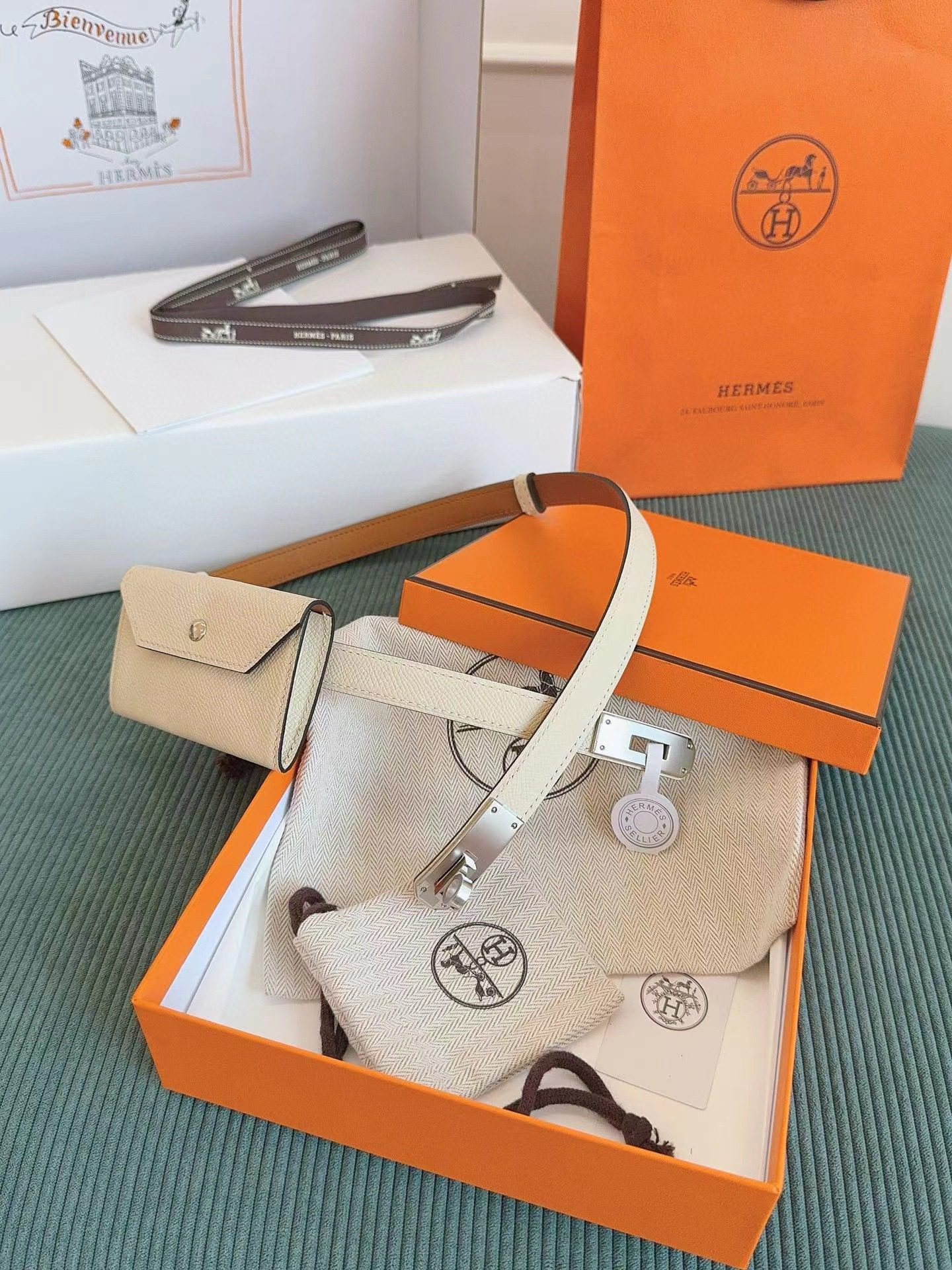 Hermès KELLY POCKET 18 Card belt view 1