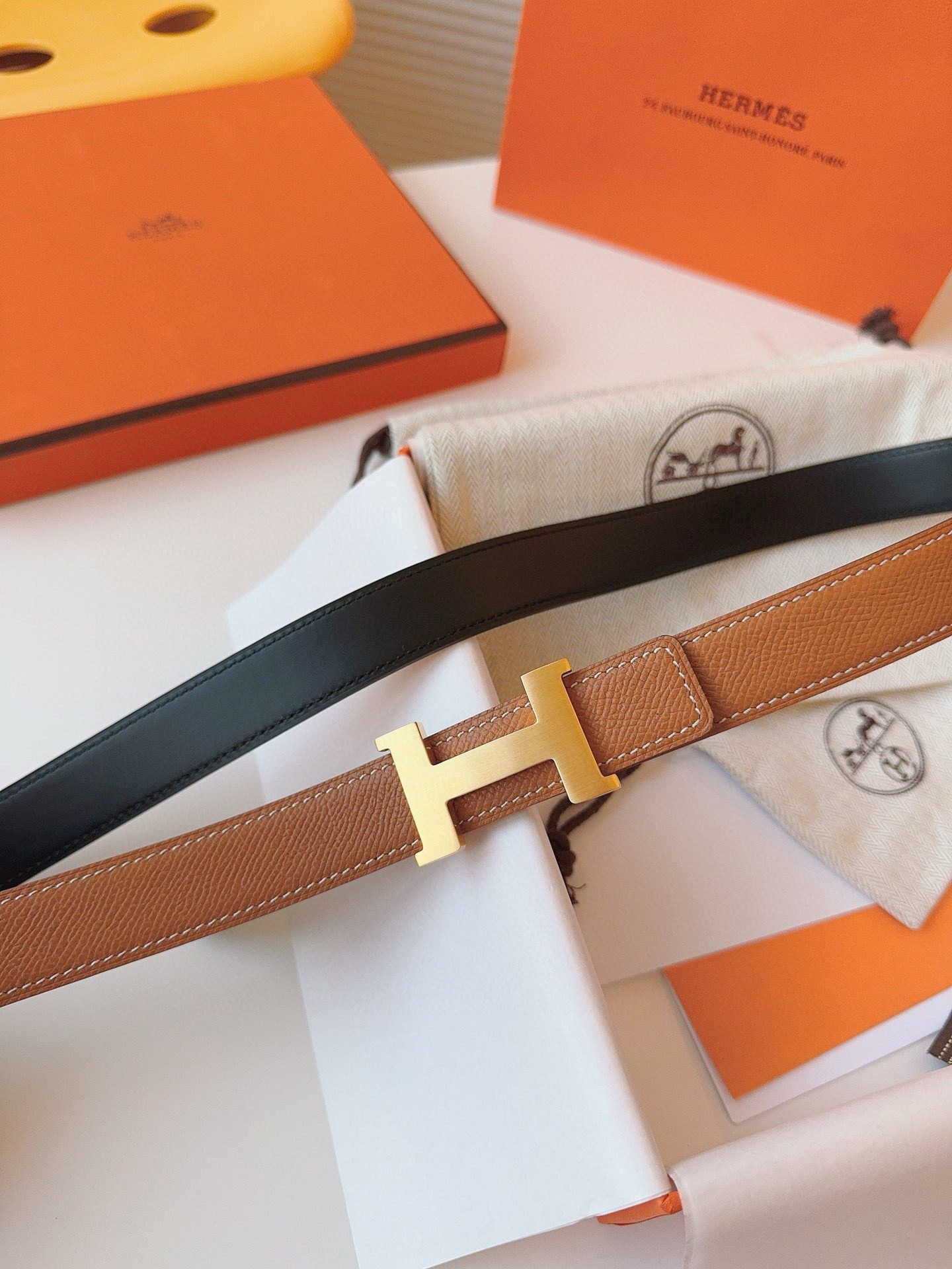 Hermès EPSOM 24mm Calfskin double-sided belt view 3