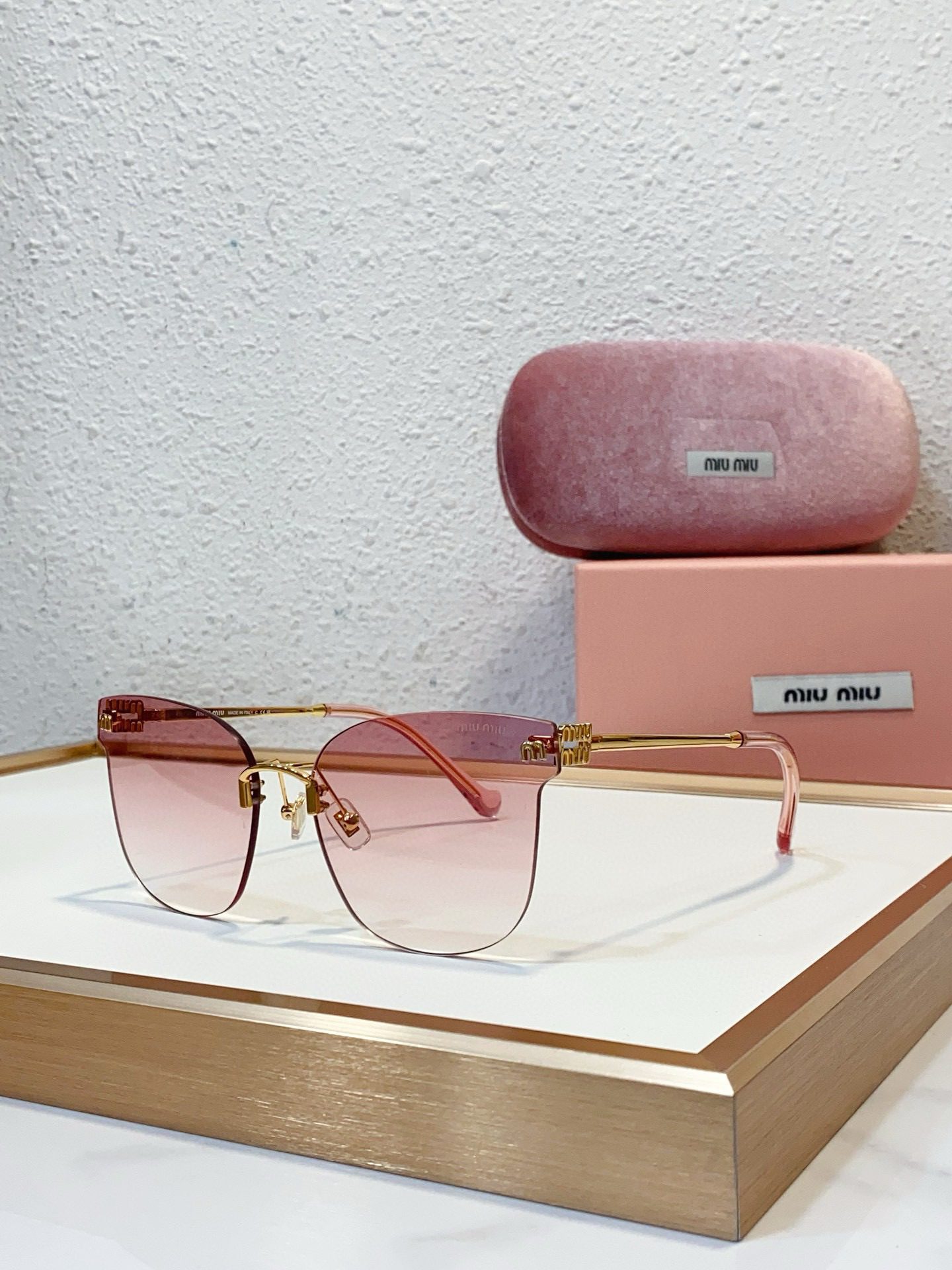 Miu Miu Runway sunglasses view 4