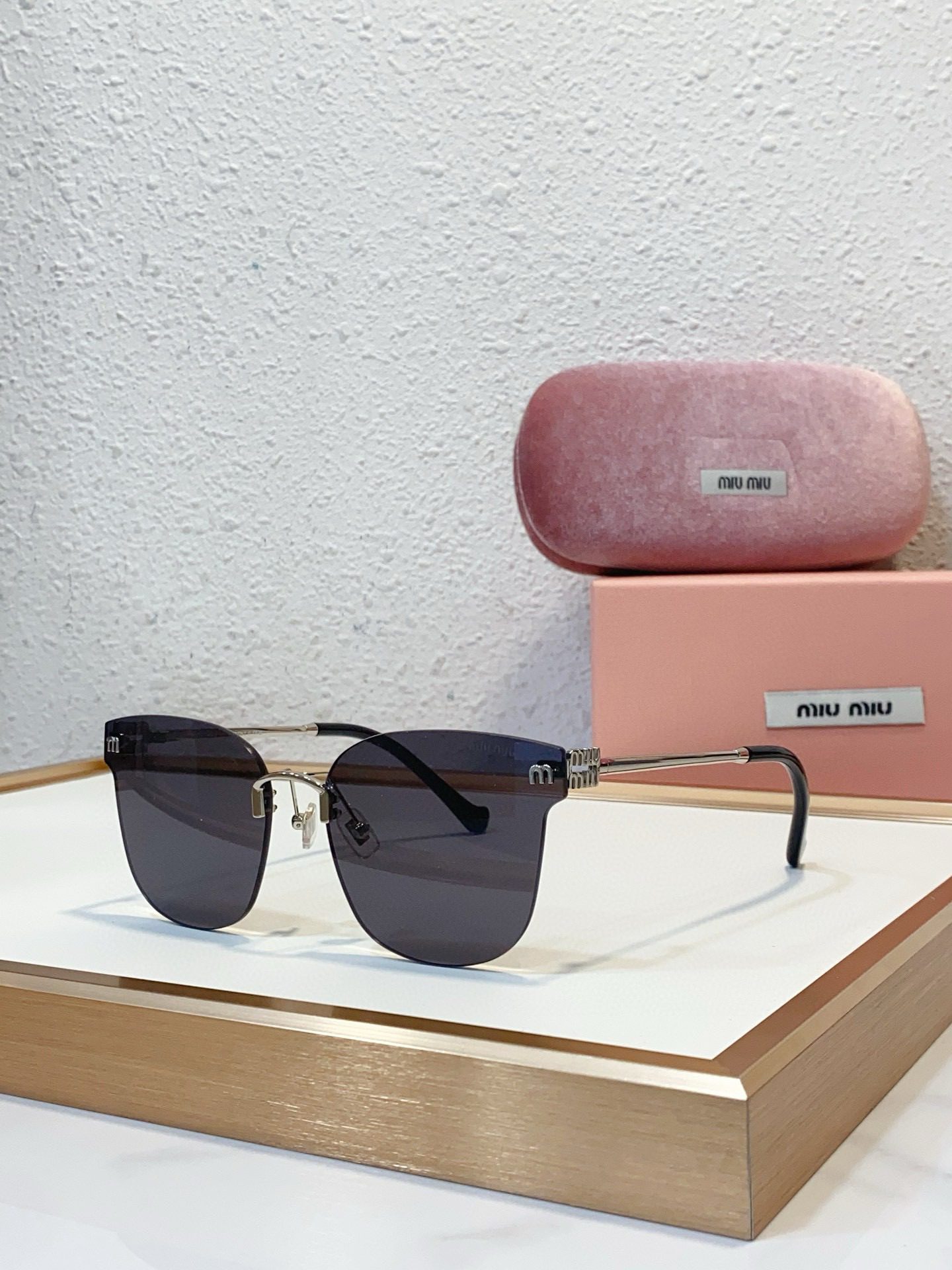 Miu Miu Runway sunglasses view 5