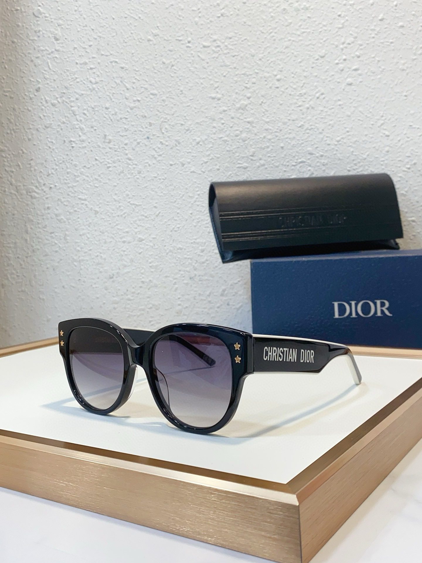 Dior Runway sunglasses view 2