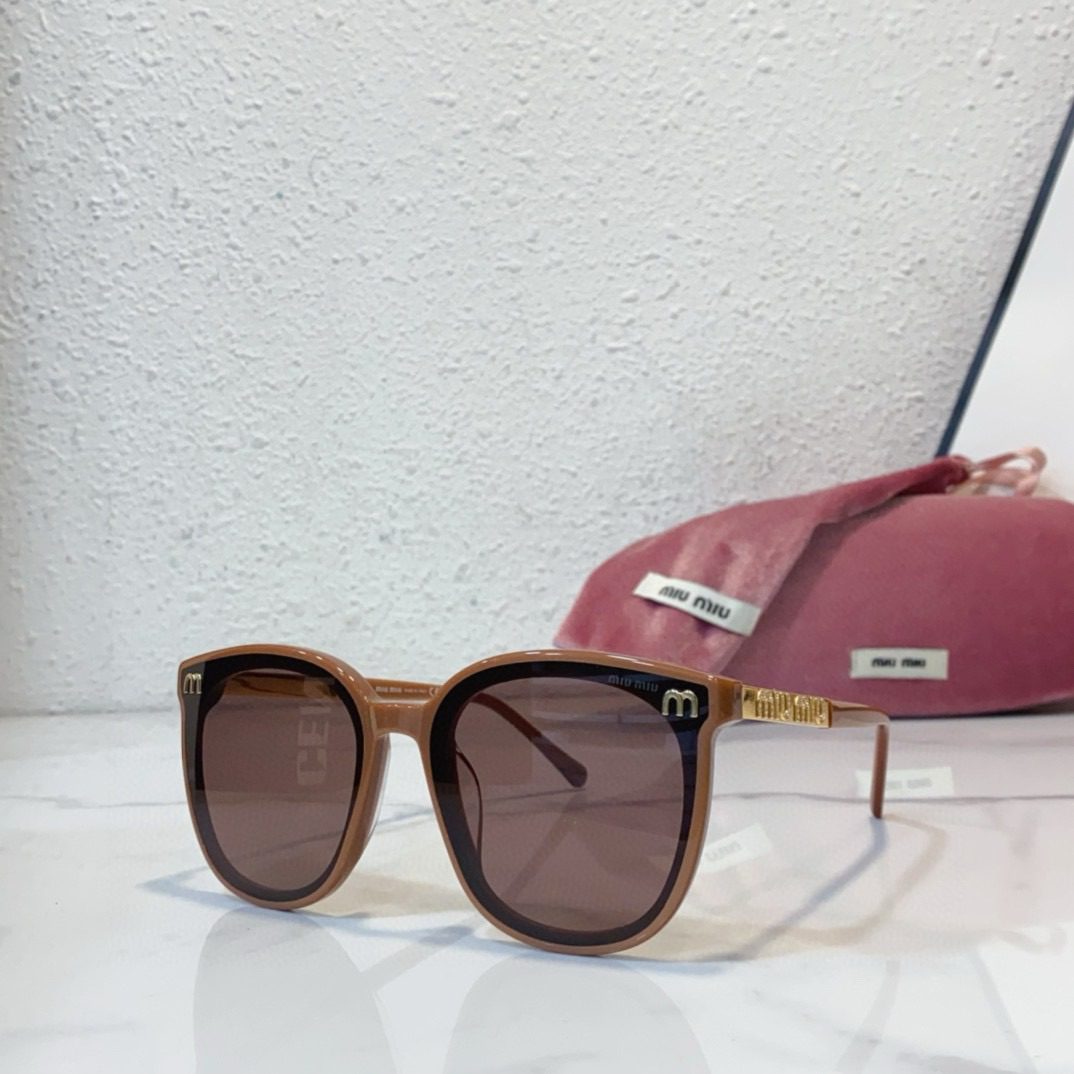 Miu Miu Runway sunglasses view 6
